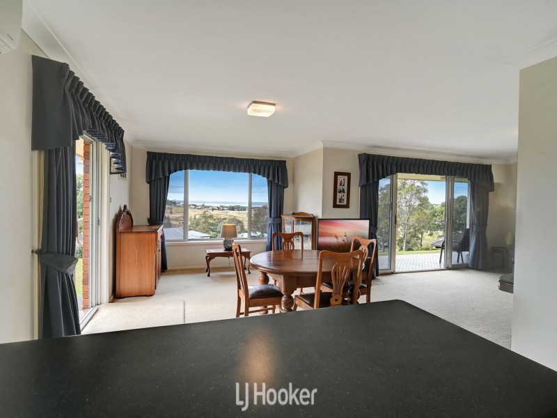 1 Bombora Place, Hallidays Point NSW 2430