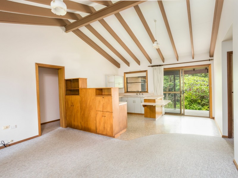 6 Redhead Road, Hallidays Point NSW 2430