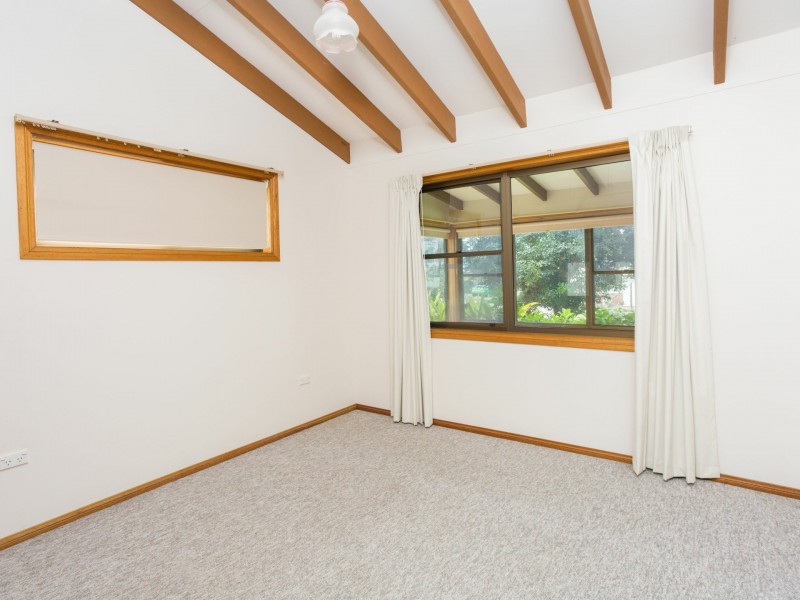 6 Redhead Road, Hallidays Point NSW 2430