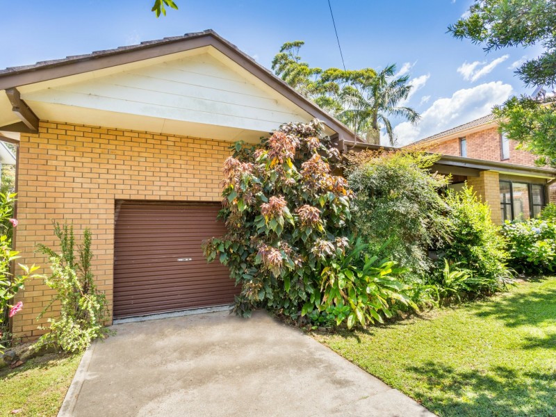 6 Redhead Road, Hallidays Point NSW 2430