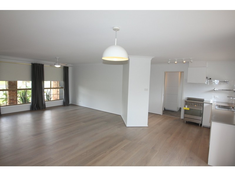 2/27 Diamond Drive, Diamond Beach NSW 2430