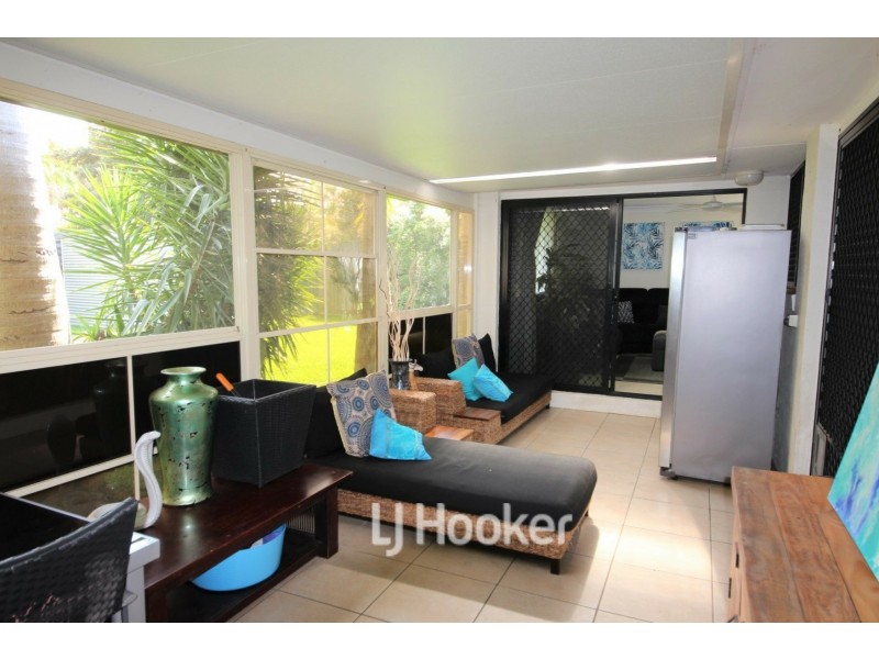 6 Devoy Place, Hallidays Point NSW 2430