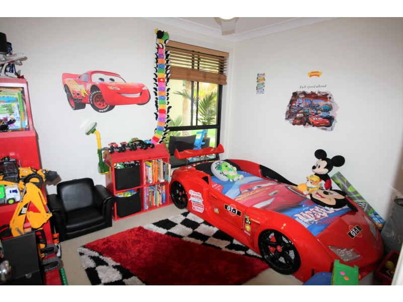 6 Devoy Place, Hallidays Point NSW 2430