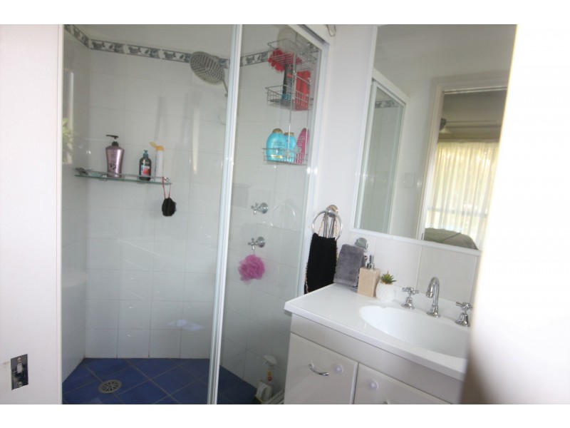 6 Devoy Place, Hallidays Point NSW 2430