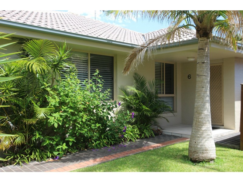 6/2 James Foster Drive, Hallidays Point NSW 2430