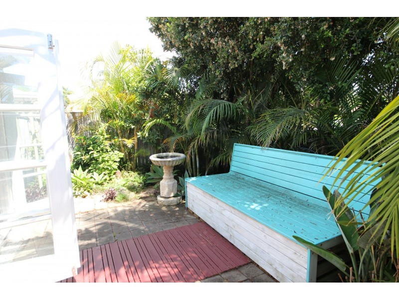 6/2 James Foster Drive, Hallidays Point NSW 2430