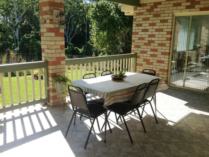 32 Redhead Road, Hallidays Point NSW 2430