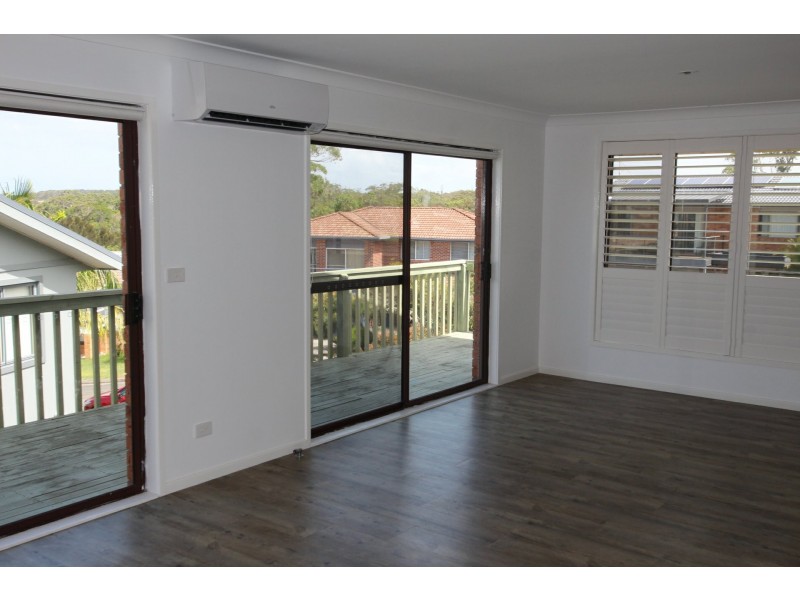 16 Coromont Drive, Hallidays Point NSW 2430