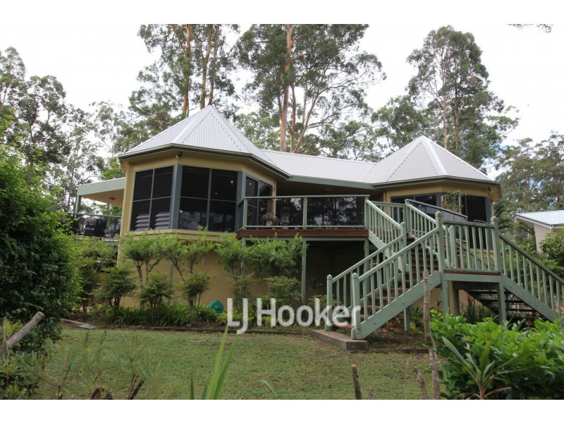 20 Hilltop Parkway, Tallwoods Village NSW 2430