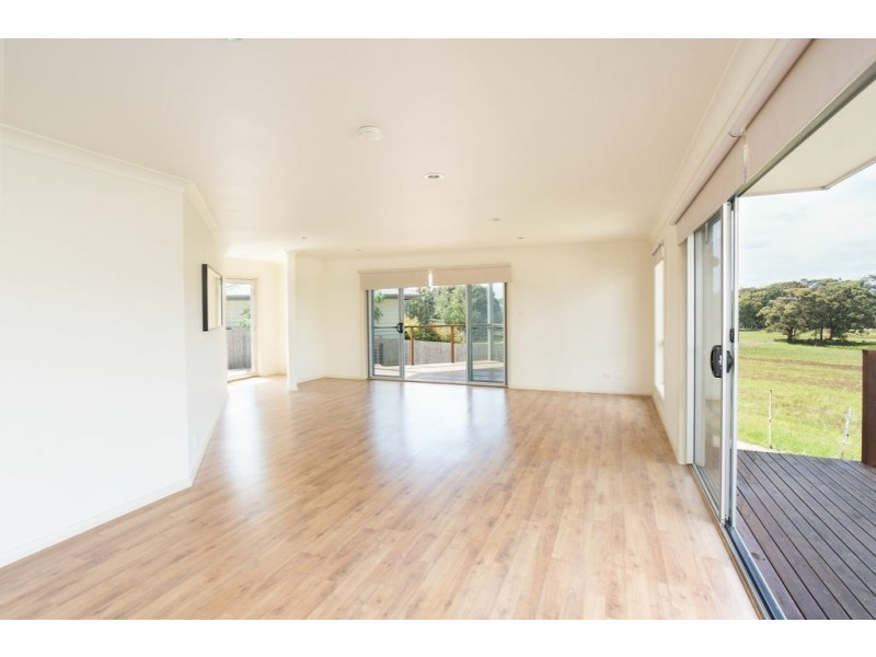 39B Emerald Drive, Diamond Beach NSW 2430