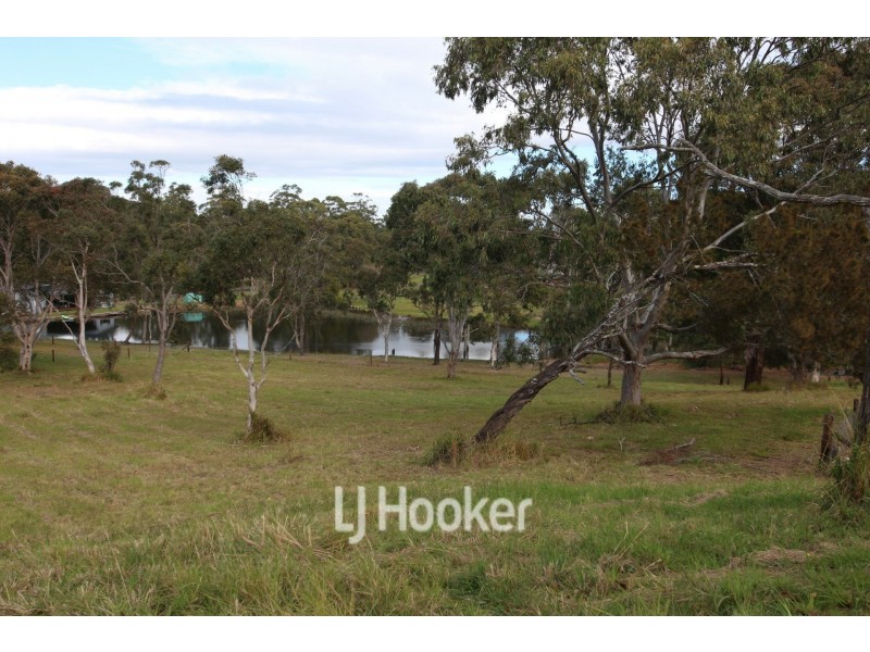 4 Muree Court, Hallidays Point NSW 2430