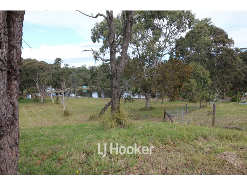 4 Muree Court, Hallidays Point NSW 2430