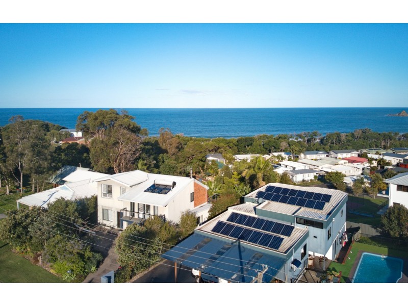 15 Red Head Rd, Red Head NSW 2430