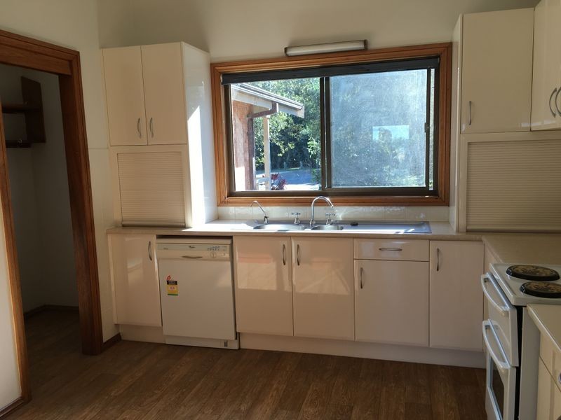 7 Redhead Road, Hallidays Point NSW 2430