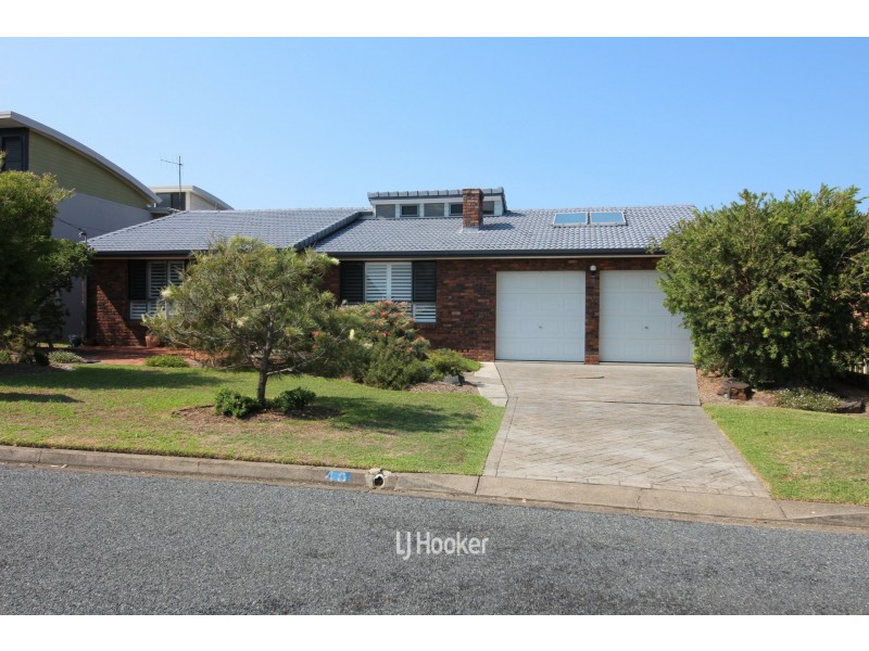 40 High Street, Hallidays Point NSW 2430
