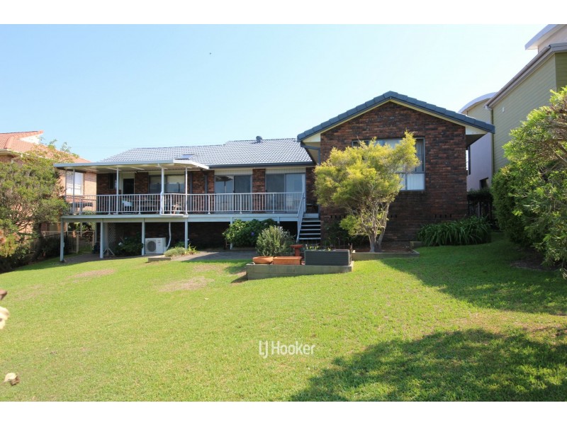 40 High Street, Hallidays Point NSW 2430