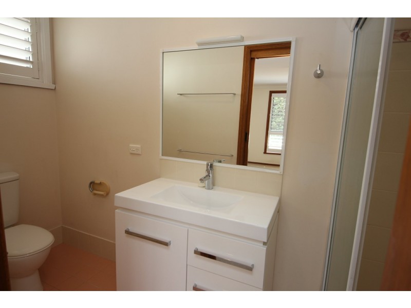 40 High Street, Hallidays Point NSW 2430