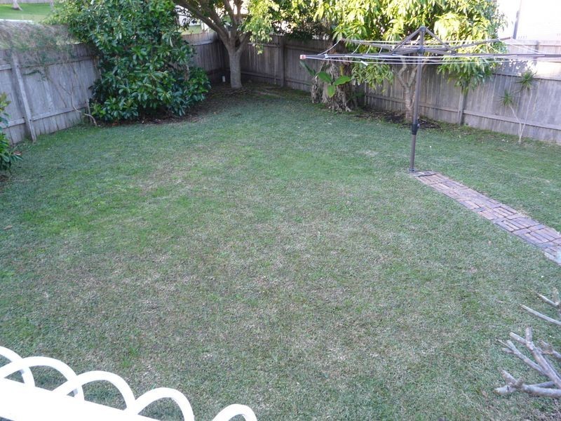 Hallidays Point NSW 2430