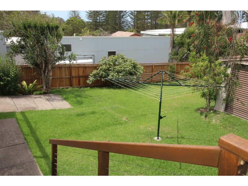 12 Cooinda Street, Black Head NSW 2430