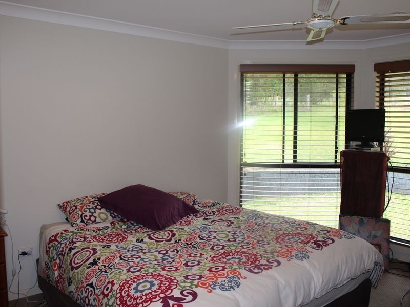 11C Woodlands Drive, Hallidays Point NSW 2430