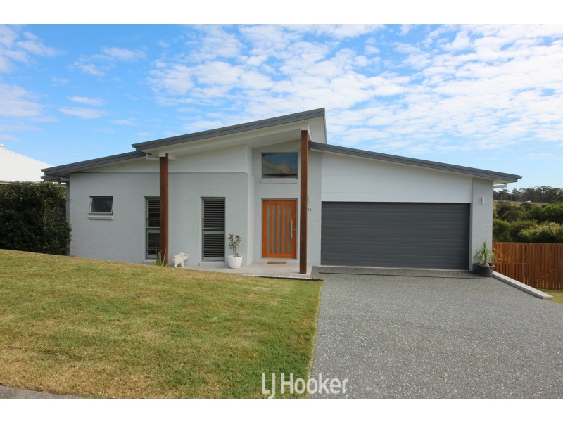 14 Torquay Circuit, Red Head NSW 2430