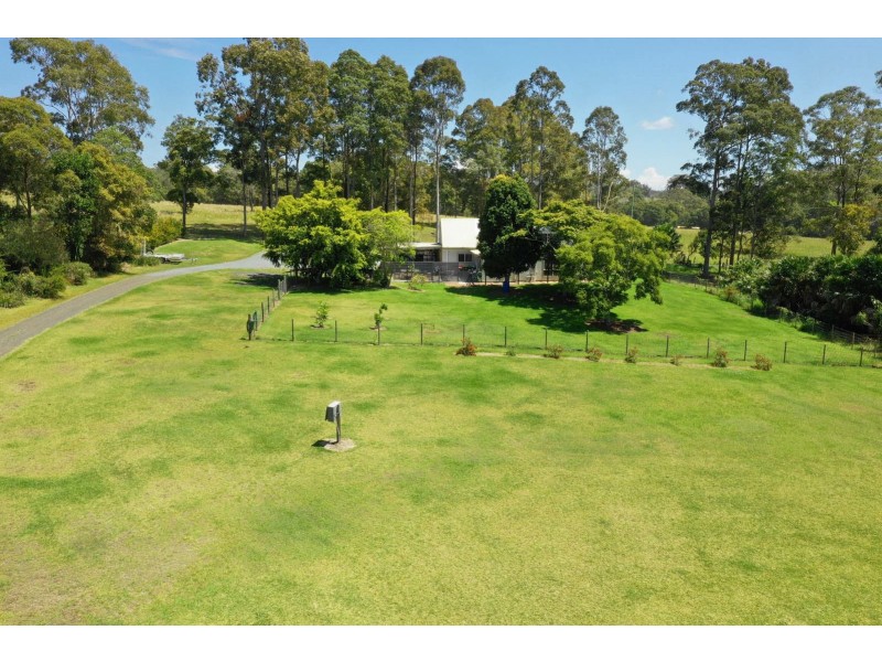 31 Figtree Drive, Diamond Beach NSW 2430