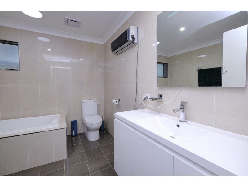 31 Figtree Drive, Diamond Beach NSW 2430