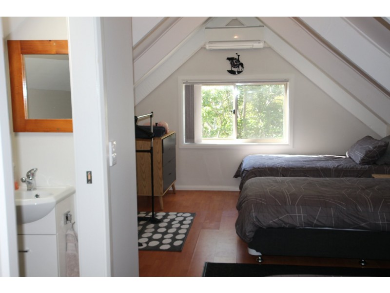 31 Figtree Drive, Diamond Beach NSW 2430