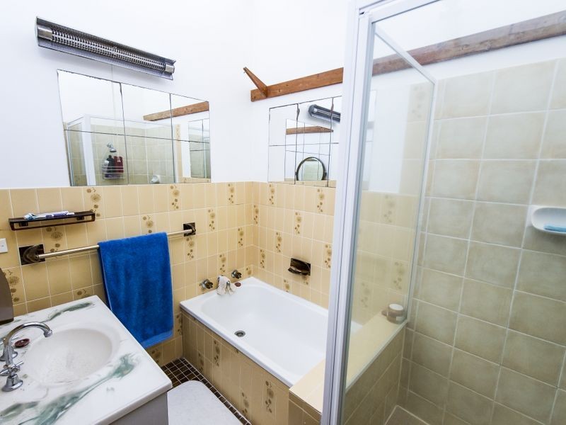 8 Red Head Road, Hallidays Point NSW 2430