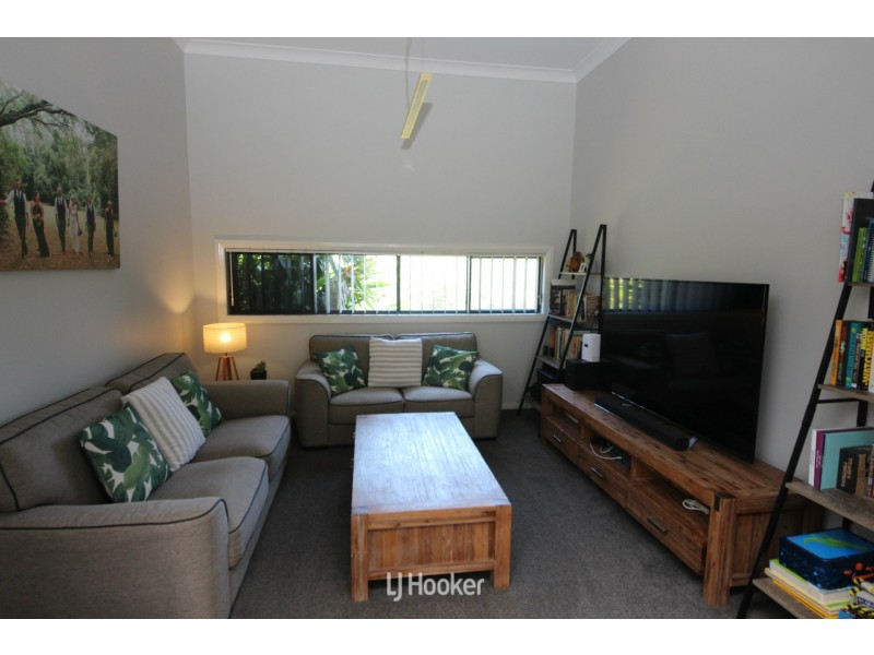 12 Torquay Circuit, Red Head NSW 2430