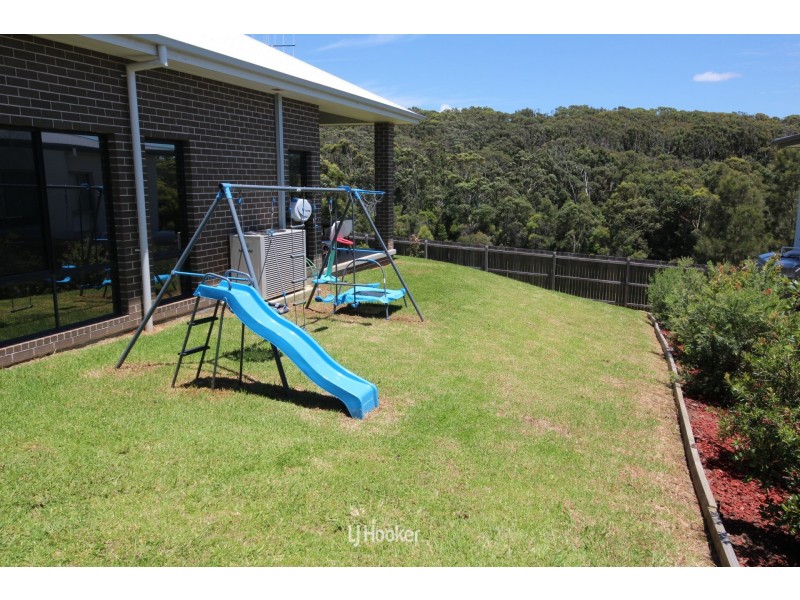 12 Torquay Circuit, Red Head NSW 2430