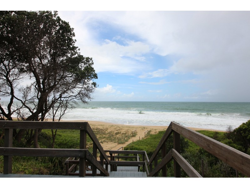 20 Shores Crescent, Diamond Beach NSW 2430