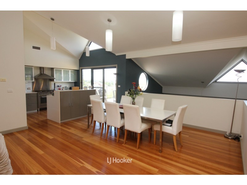 4 Augusta Point, Tallwoods Village NSW 2430