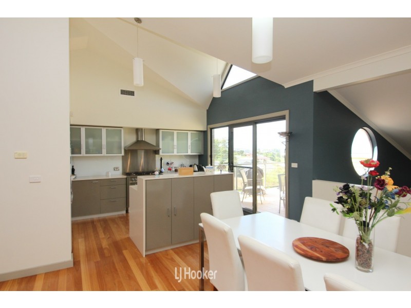 4 Augusta Point, Tallwoods Village NSW 2430