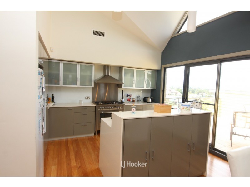 4 Augusta Point, Tallwoods Village NSW 2430