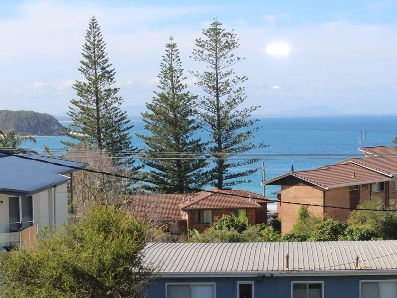14 William Street, Black Head NSW 2430