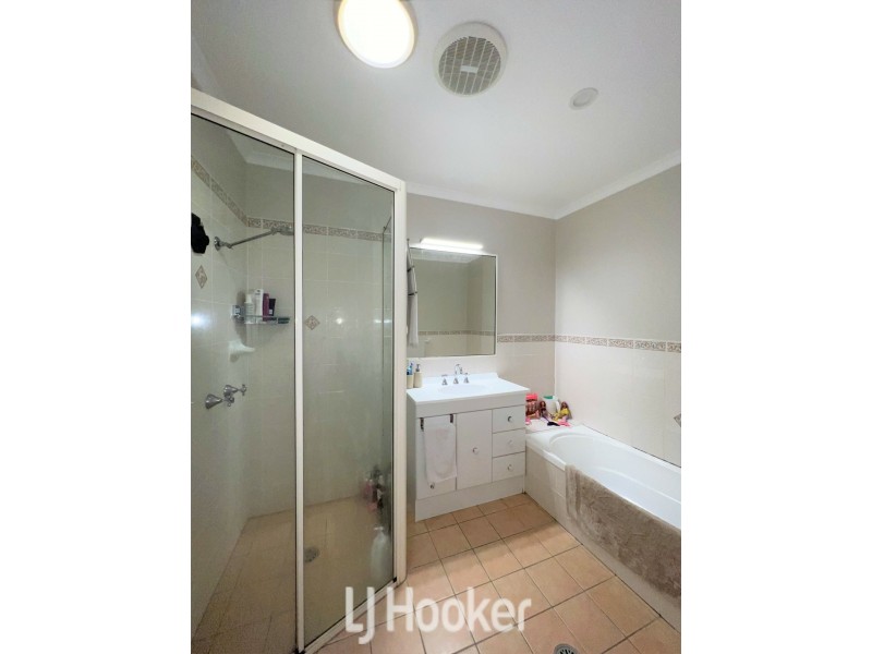 8/2 James Foster Drive, Hallidays Point NSW 2430