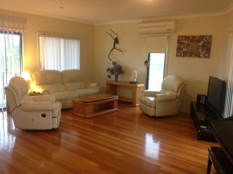 2/13 Glen Court, Hallidays Point NSW 2430