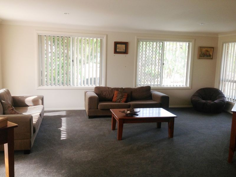 27 James Foster Drive, Hallidays Point NSW 2430