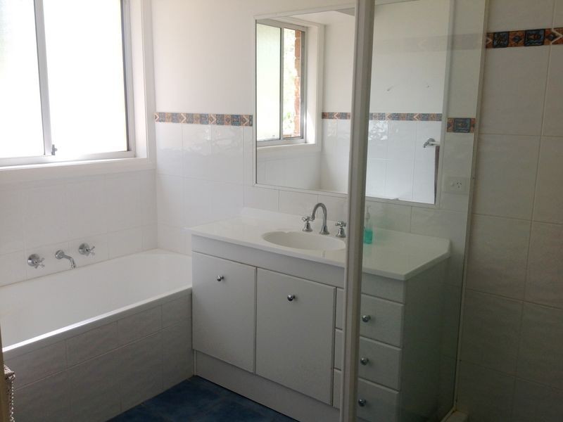 27 James Foster Drive, Hallidays Point NSW 2430
