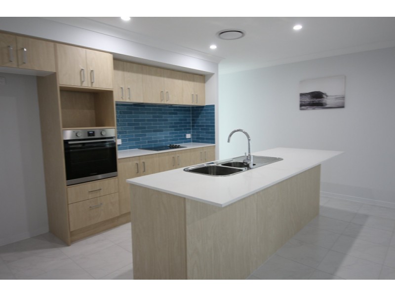 23 Edgewater Drive, Diamond Beach NSW 2430