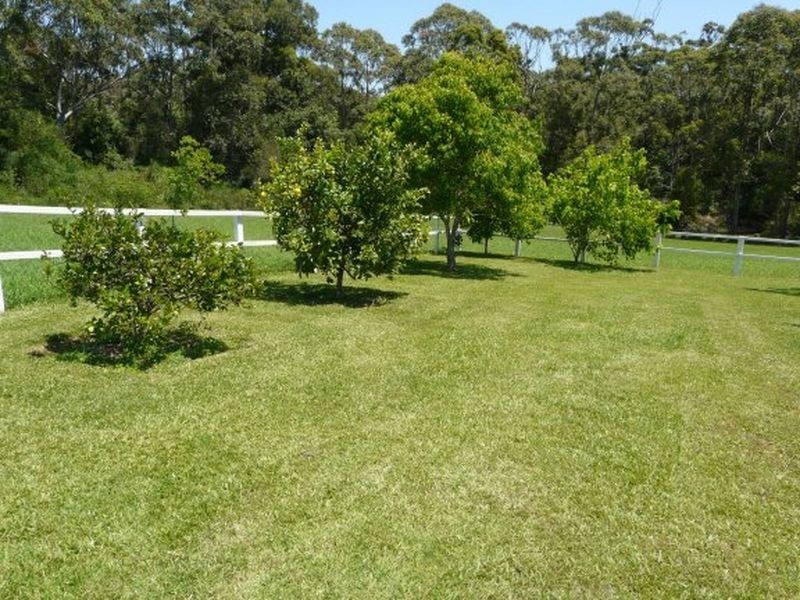 7 Majestic Place, Diamond Beach NSW 2430