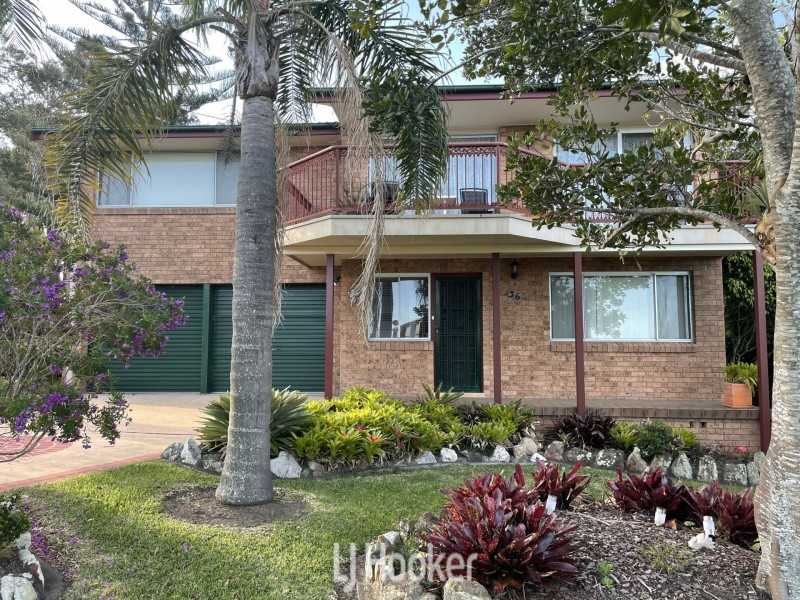 36 Redhead Road, Red Head NSW 2430