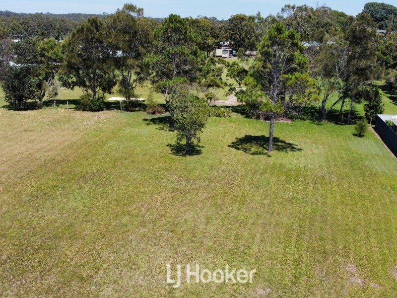 68 Anniversary Drive, Diamond Beach NSW 2430