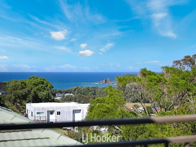 65a Redhead Road, Hallidays Point NSW 2430