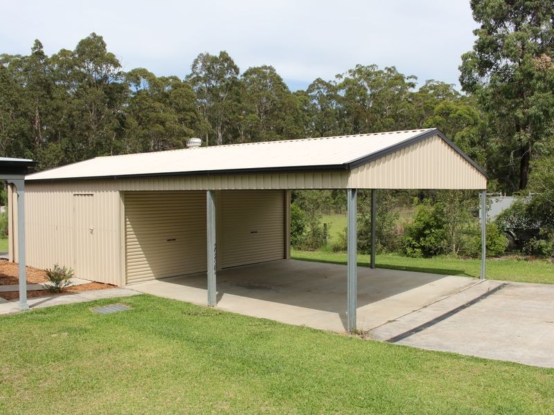 35 Woodlands Drive, Hallidays Point NSW 2430
