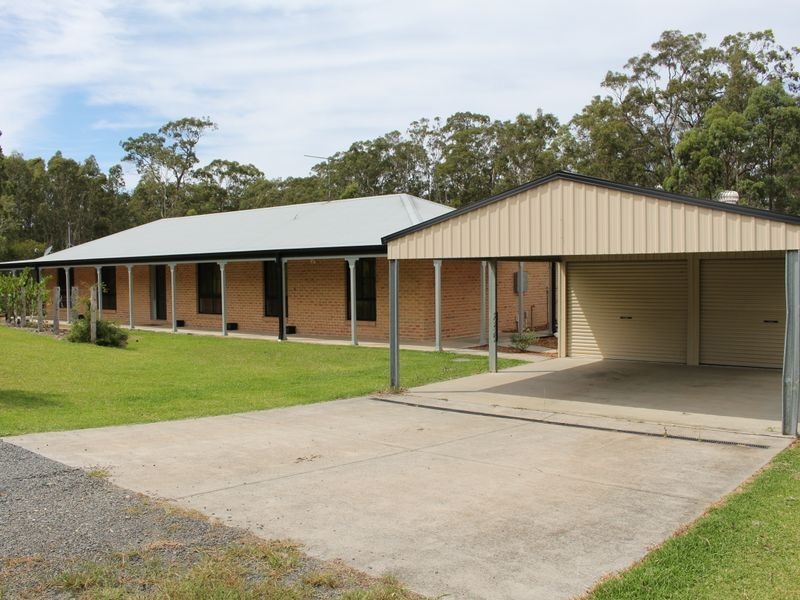 35 Woodlands Drive, Hallidays Point NSW 2430