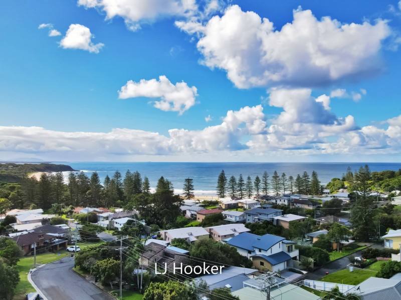 29 Surfview Avenue, Black Head NSW 2430