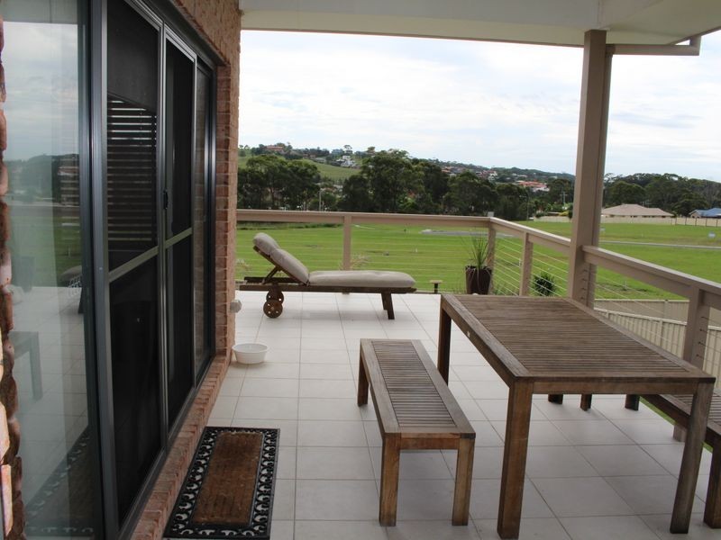 14 Greenview Drive, Hallidays Point NSW 2430