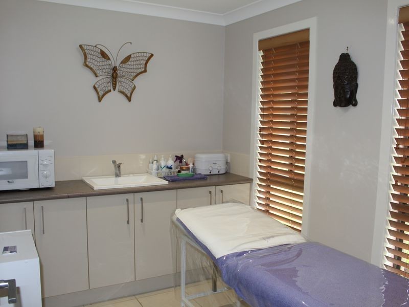 14 Greenview Drive, Hallidays Point NSW 2430